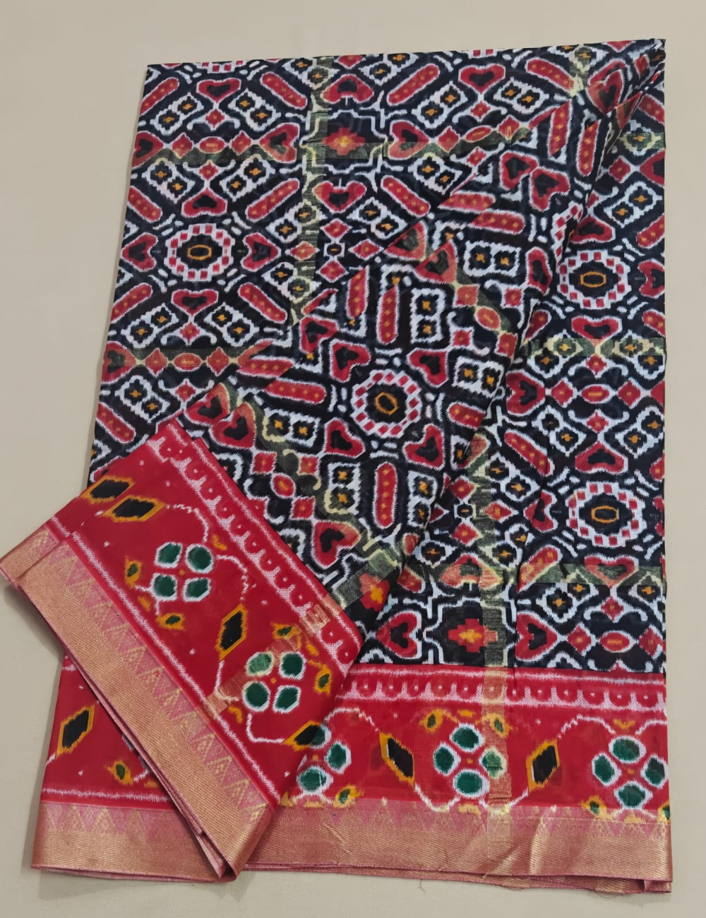 Elegant Black & Red Geometric Printed Sari with Contrast Border